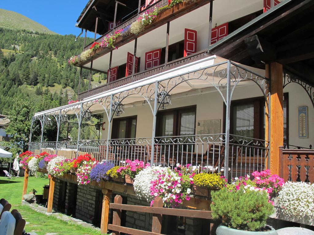 Hotel Castor Champoluc Εξωτερικό φωτογραφία